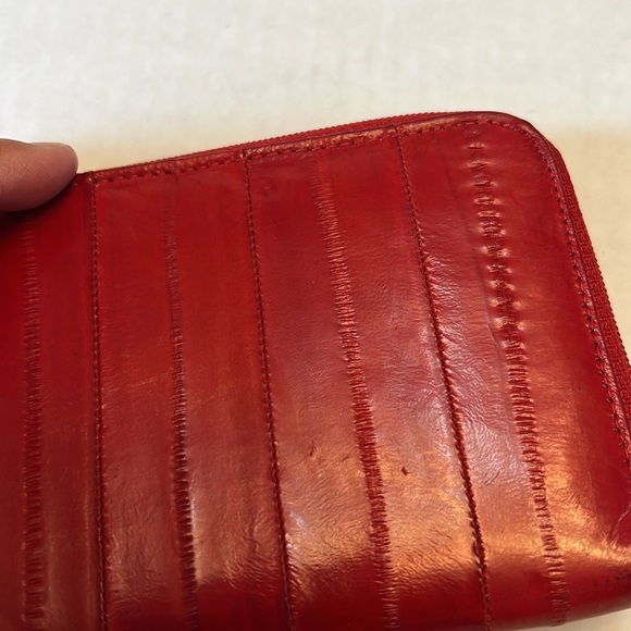 EEL SKIN VINTAGE RED WALLET - Picture 14 of 16
